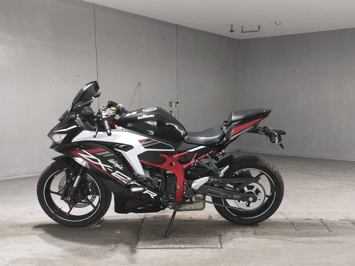 Kawasaki NINJA ZX-25R KRT, рама ZX250E-A12911 – мотоцикл из Японии с аукциона JBA, фото 2