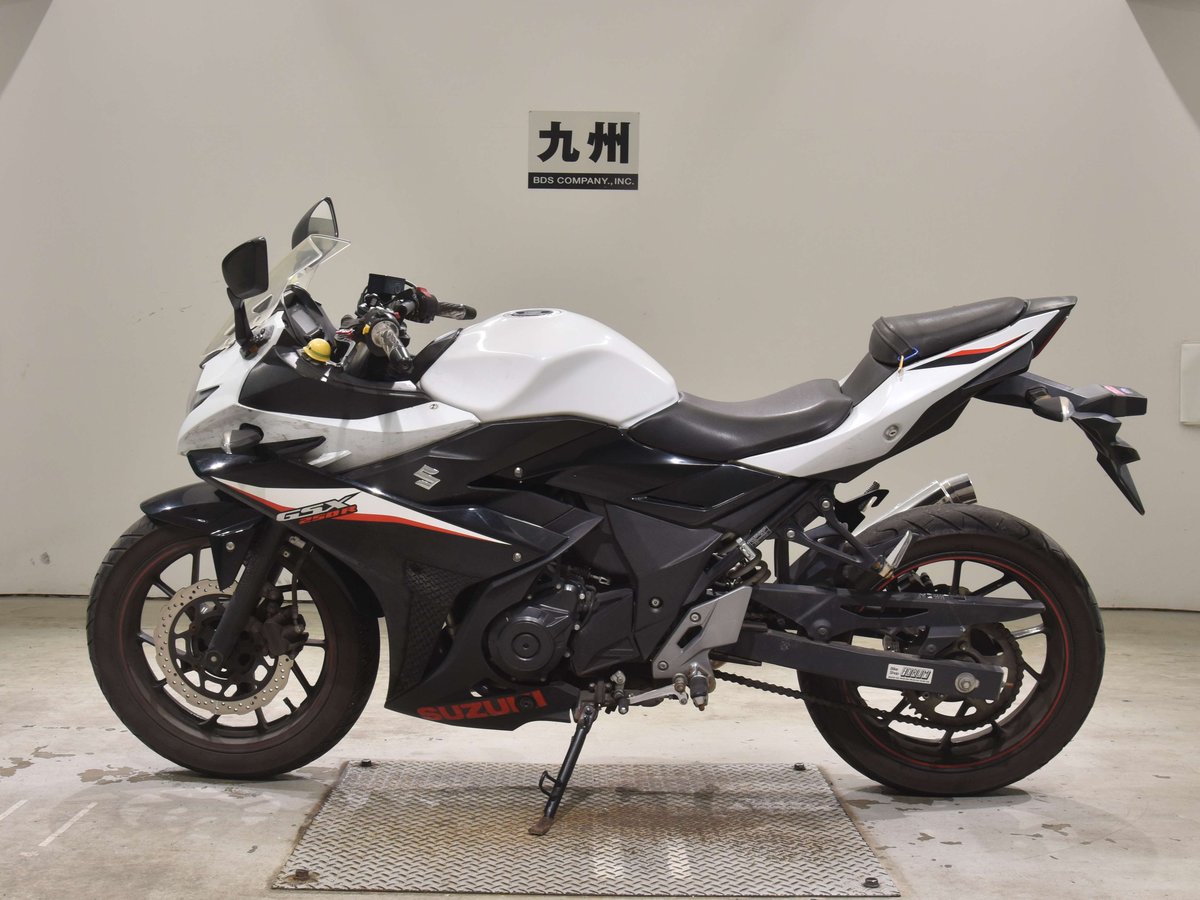 Suzuki GSX250R, рама LC6DN11AZ01106794 – мотоцикл из Японии с аукциона BDS, фото 2