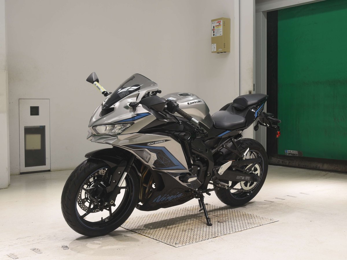 Kawasaki NINJA ZX-25R KRT, рама ZX250H-A29294 – мотоцикл из Японии с аукциона BDS, фото 4