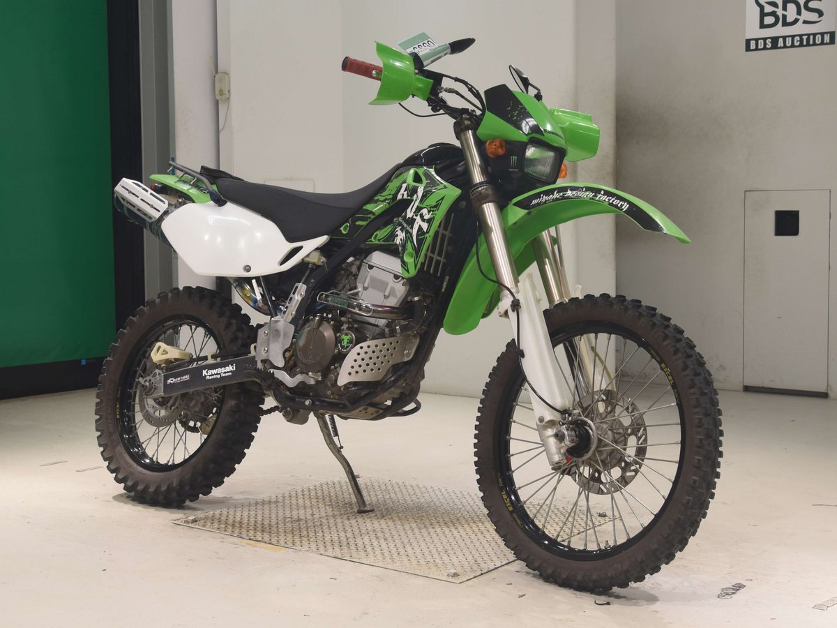 Kawasaki KLX250, рама LX250E-A11526 – мотоцикл из Японии с аукциона BDS, фото 3