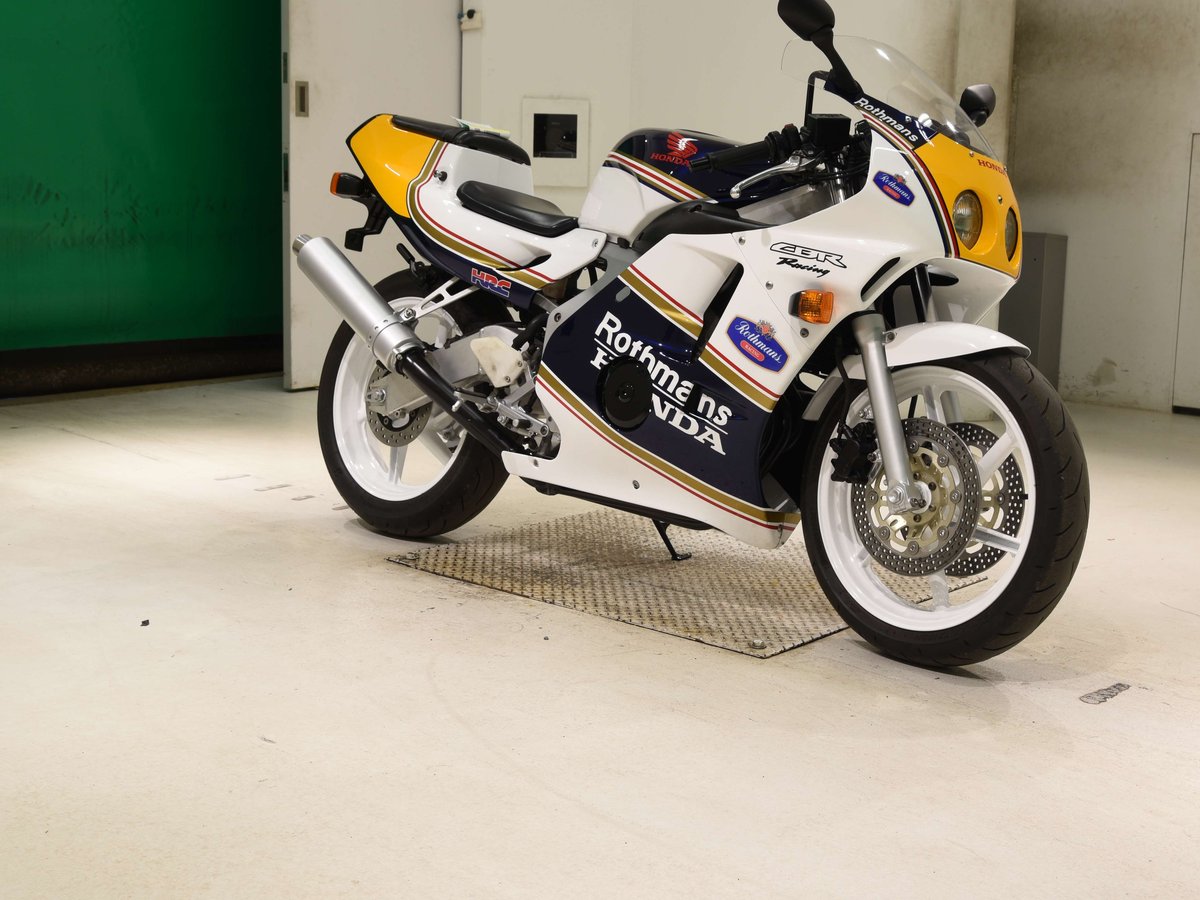 Honda CBR250RR 1990, рама MC22-1002899 – мотоцикл из Японии с аукциона BDS, фото 3