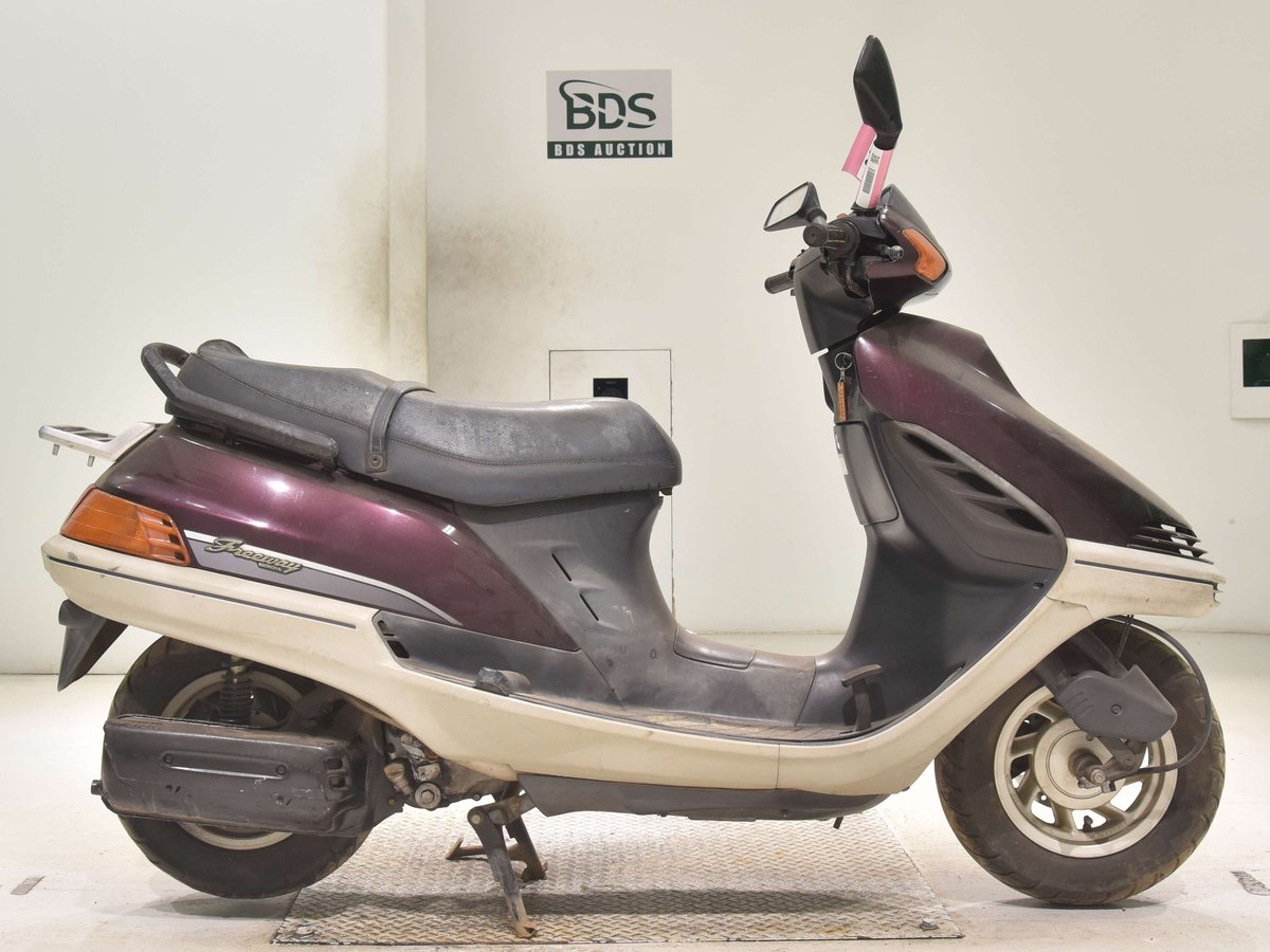 Honda FREEWAY 1997, рама MF03-1301835 – мотоцикл из Японии с аукциона BDS, фото 1