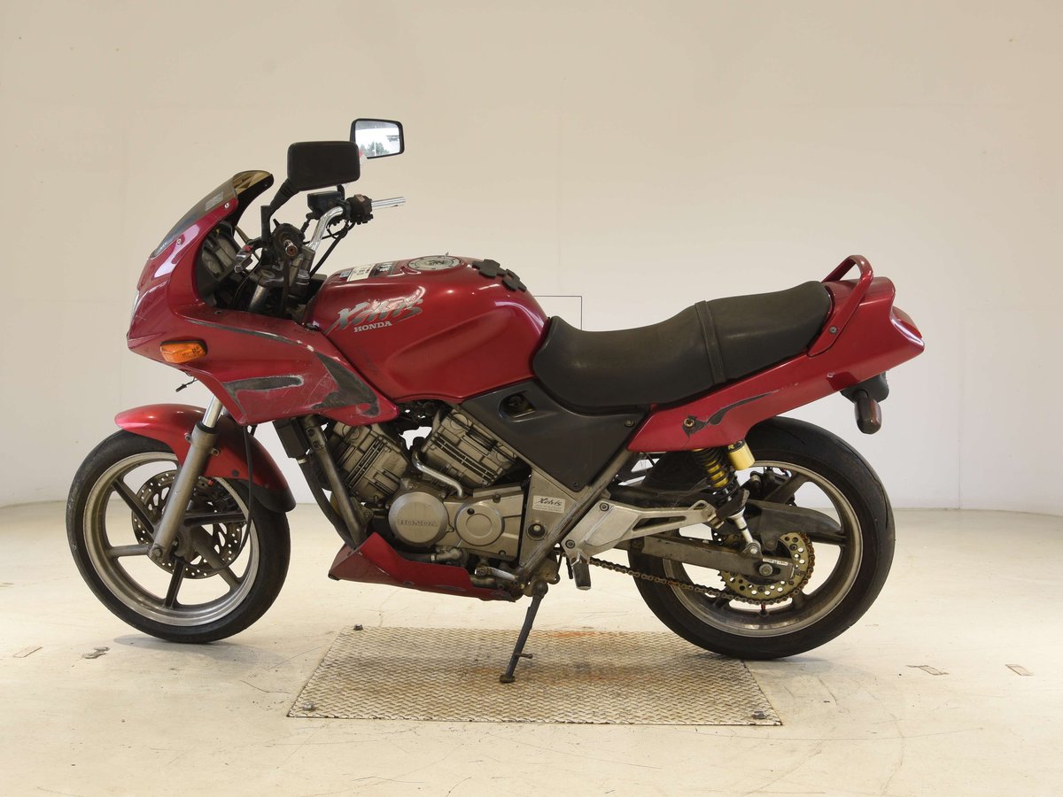 Honda VT250F XELVIS 1992, рама MC25-1003110 – мотоцикл из Японии с аукциона BDS, фото 2