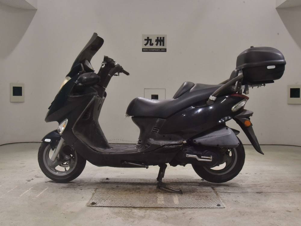 Kymco GRAND DINK125, рама RFBSH25DC5R6930895 – мотоцикл из Японии с аукциона BDS, фото 2