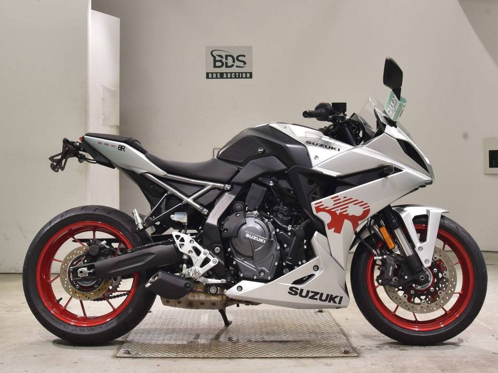 Suzuki GSX-8R 2024, рама EM1AA-101872 – мотоцикл из Японии с аукциона BDS, фото 1