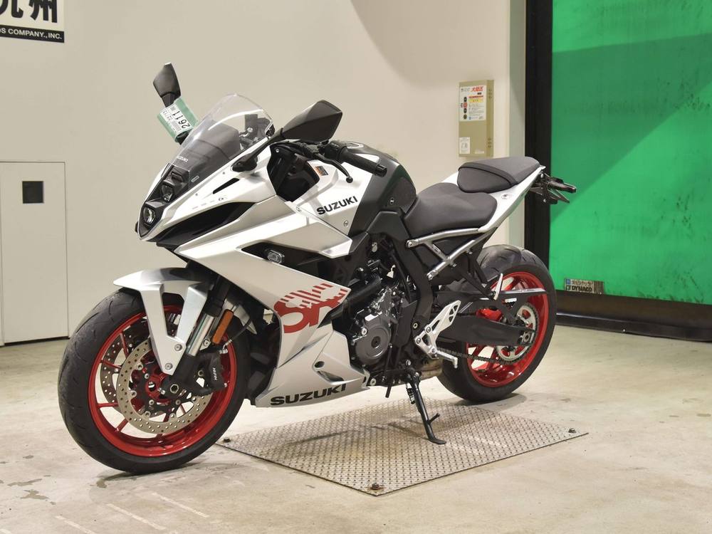 Suzuki GSX-8R 2024, рама EM1AA-101872 – мотоцикл из Японии с аукциона BDS, фото 4
